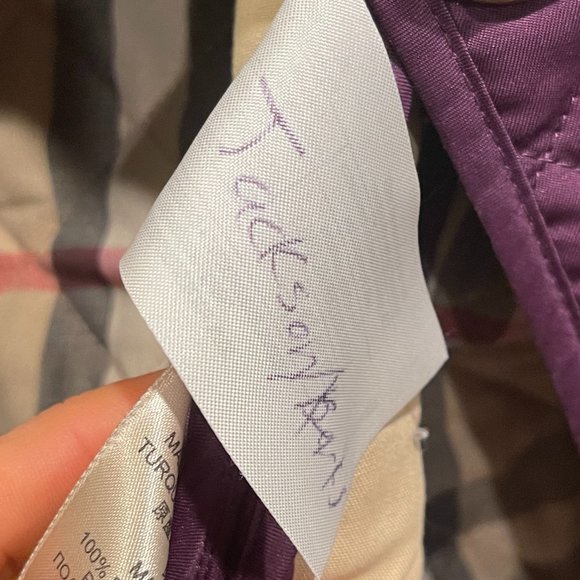 Burberry Quilted Jacket - Picture 9 of 9